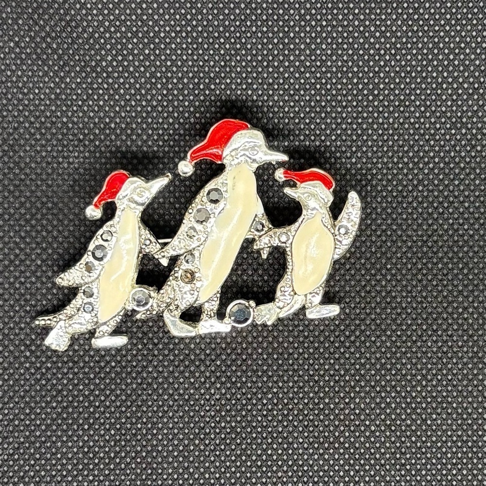 Mid-Century Modern Christmas PenguinFamily Santa Hat Rhinestone Brooch Pin